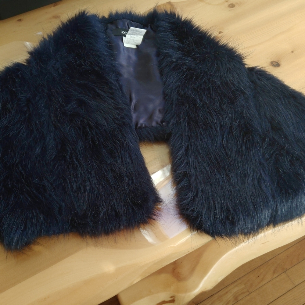 Shawl, stole... Worn over any dress sweater or coa